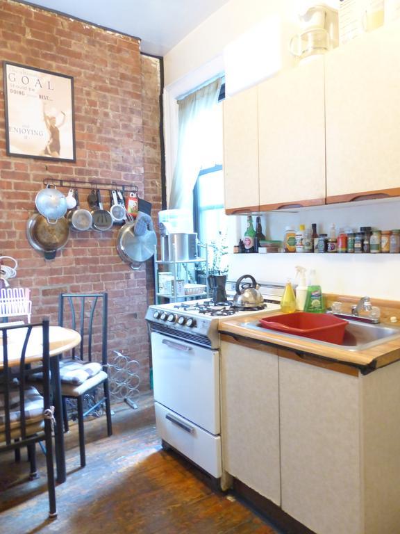 East Village Homestay นิวยอร์ก ภายนอก รูปภาพ