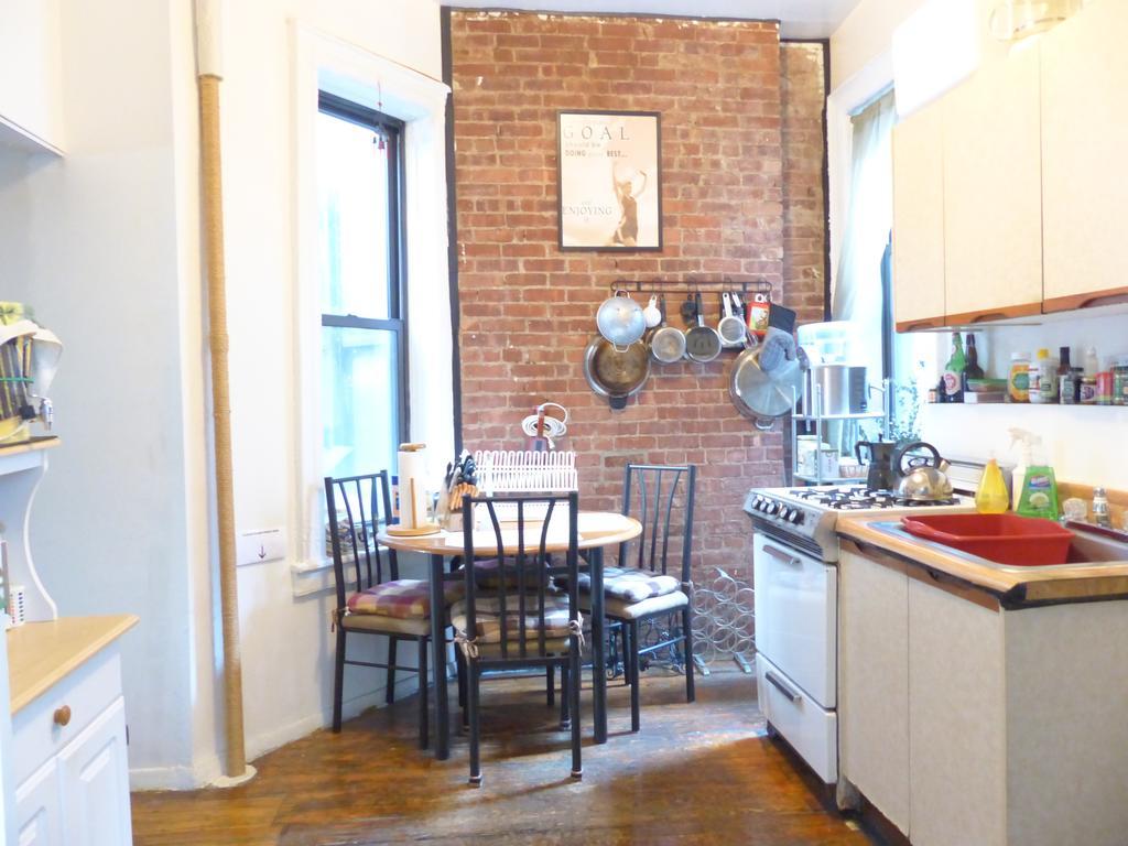 East Village Homestay นิวยอร์ก ภายนอก รูปภาพ